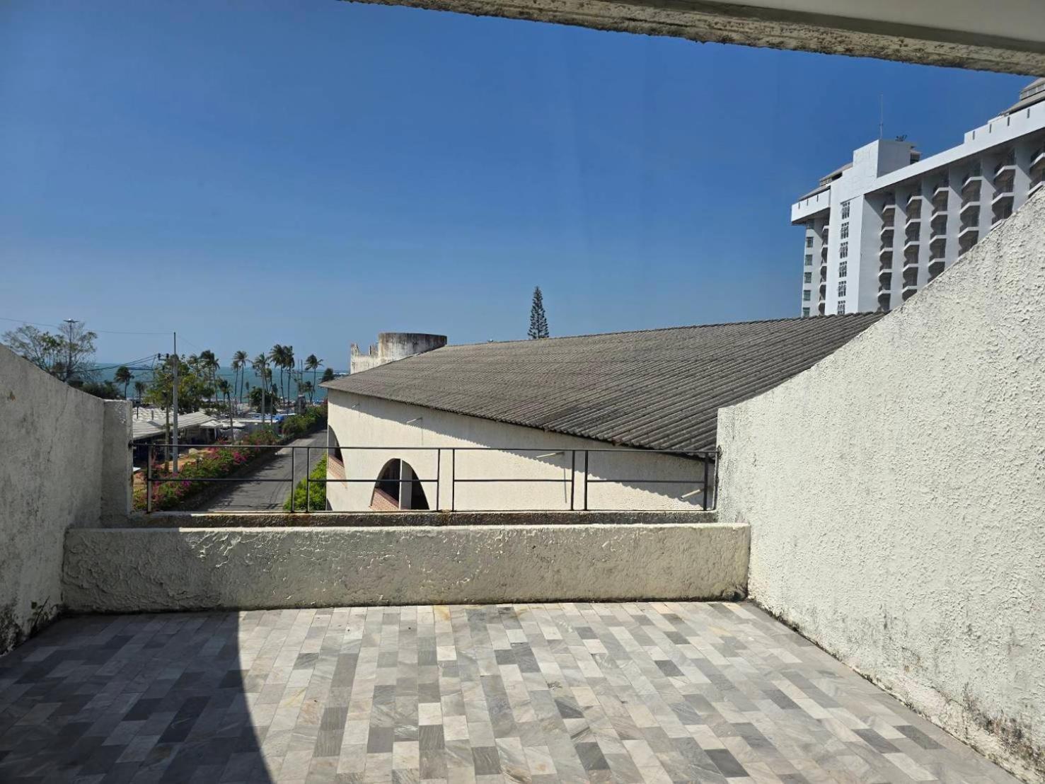 Hotel Tropicana Pattaya Eksteriør bilde