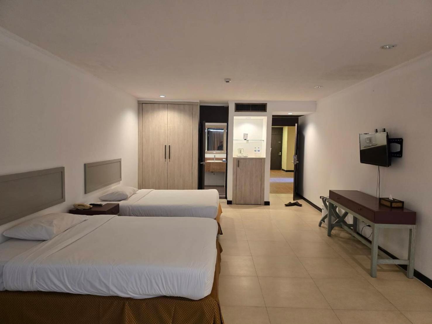 Hotel Tropicana Pattaya Eksteriør bilde