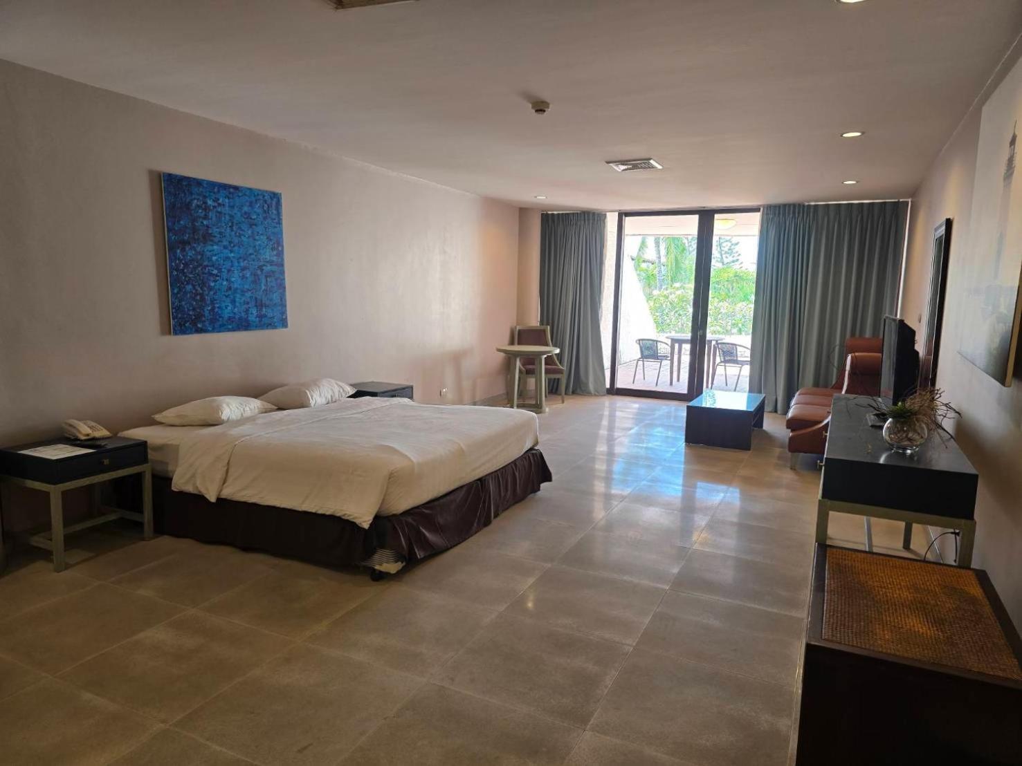 Hotel Tropicana Pattaya Eksteriør bilde