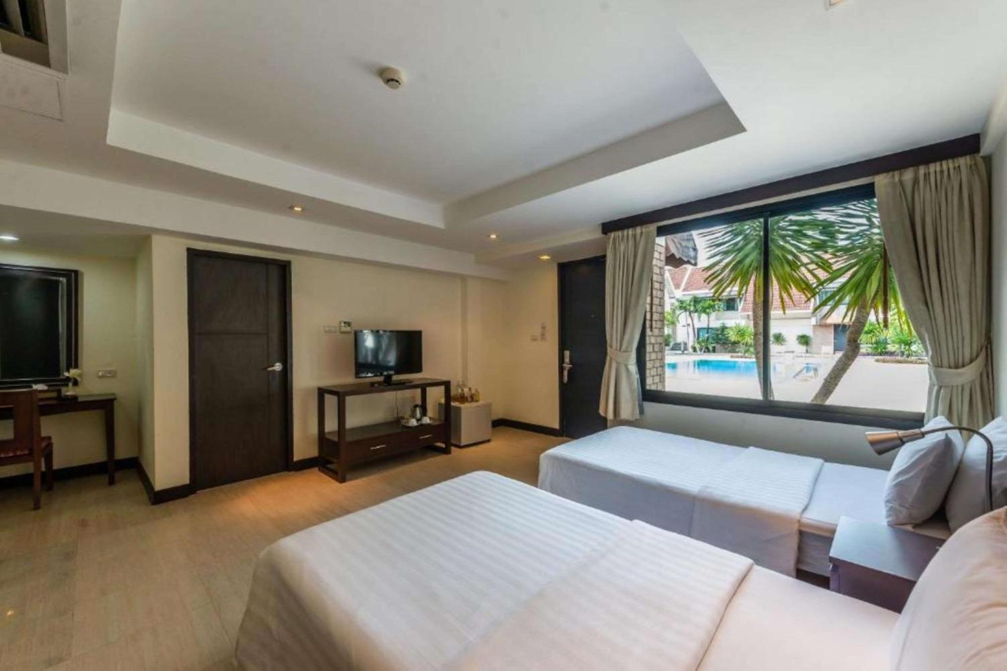 Hotel Tropicana Pattaya Eksteriør bilde