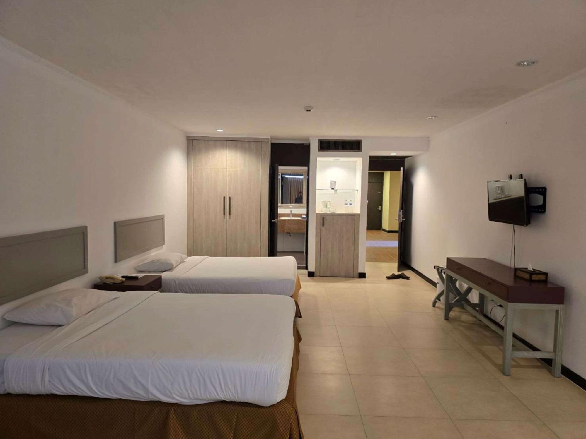 Hotel Tropicana Pattaya Eksteriør bilde