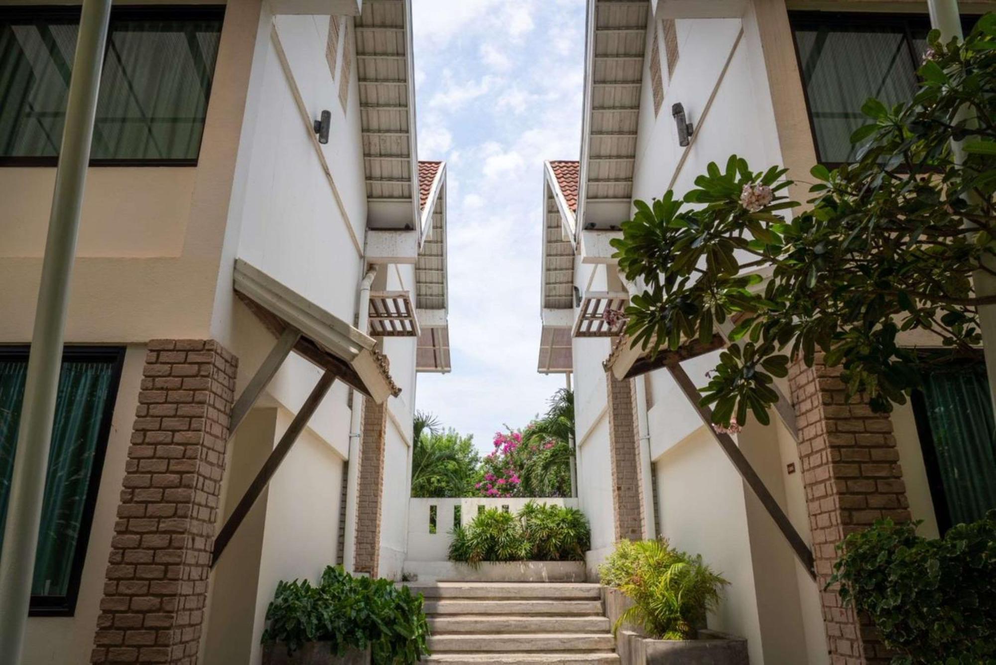 Hotel Tropicana Pattaya Eksteriør bilde